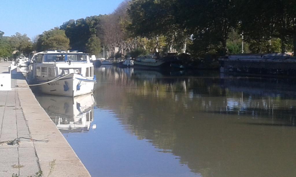 Venez Rever Beziers Centre Et Gare Il Y A Plus Cher Mais C Est Moins Bien Ngoại thất bức ảnh