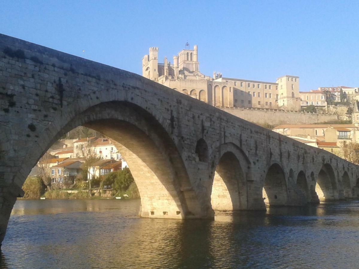 Venez Rever Beziers Centre Et Gare Il Y A Plus Cher Mais C Est Moins Bien Ngoại thất bức ảnh